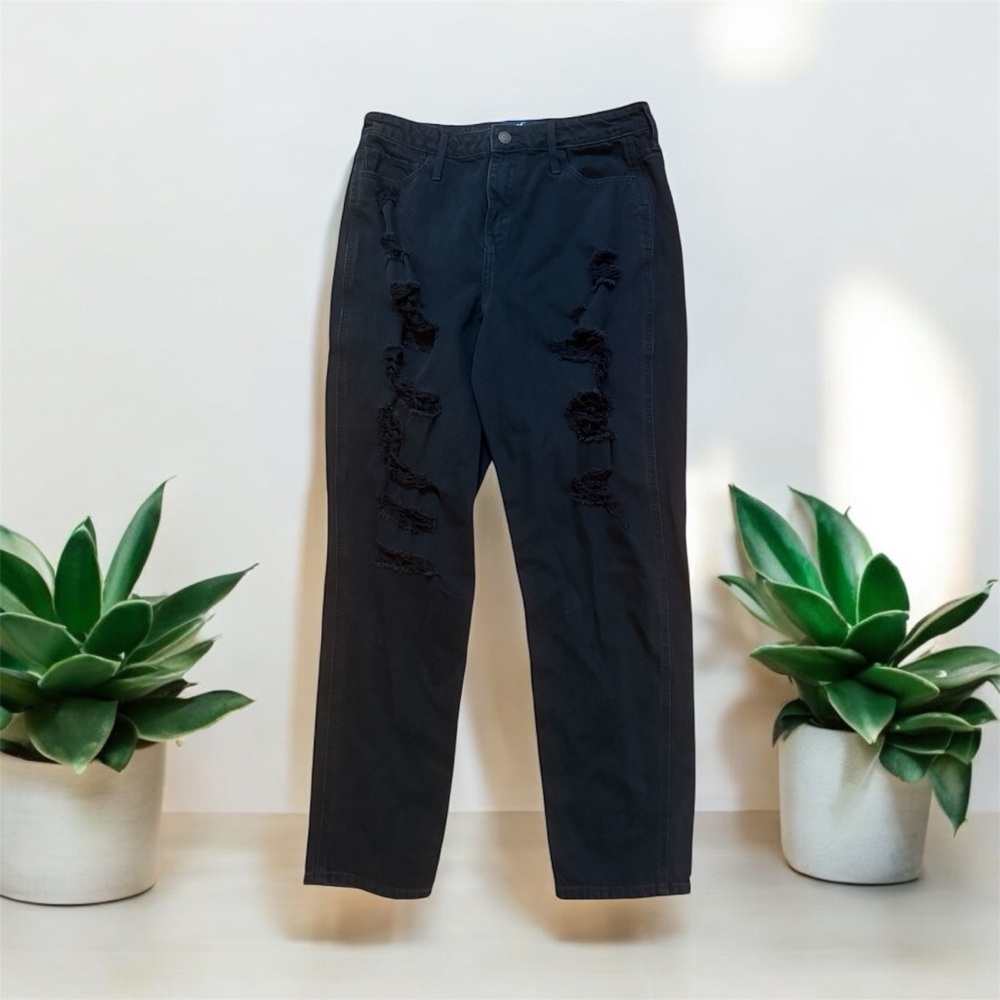 Hollister Distressed Ultra High Rise Mom Jeans Size 13R